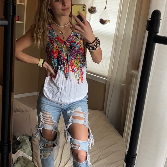 blouse - Picture 3 of 3